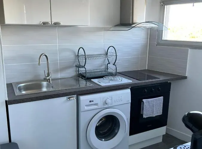Appartement Superbe En Résidence Proche De La