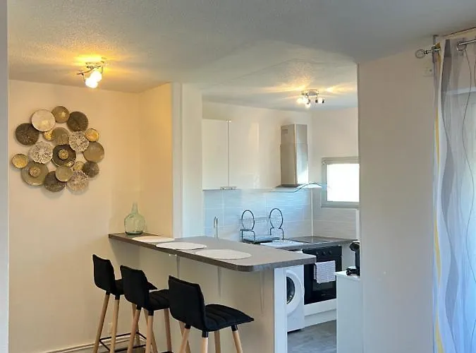 Appartement Superbe En Résidence Proche De La